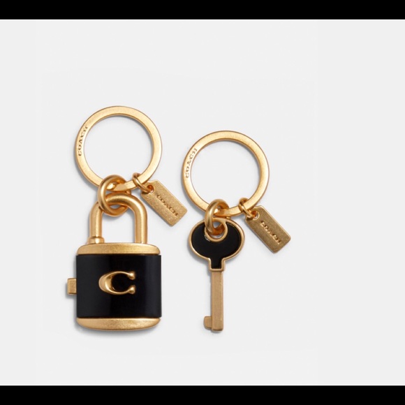 COACH 🔐 🔑 Key Ring C1679SRP$98 - Picture 2 of 10